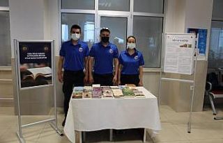 Zonguldak Adliyesi’nde ilk kitabı bağışladılar