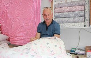 10 metrekare dükkanda bir mesleği ayakta tutuyor