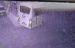 12 kişinin yaralandığı feci kaza kamerada