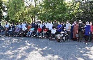 15 tekerlekli sandalye törenle teslim edildi