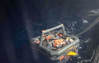 32 düzensiz göçmen kurtarıldı