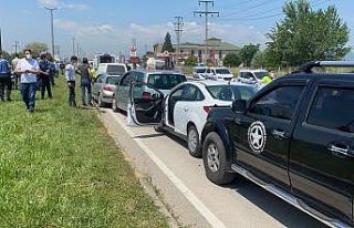 7 aracın karıştığı zincirleme kazada 5 kişi...