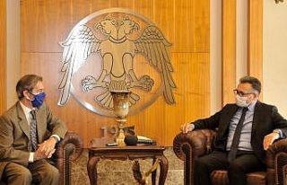 AB Türkiye Delegasyonundan Rektör Aksoy’a ziyaret