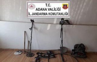 Adana’da kaçak kazı yapan 4 kişi suçüstü yakalandı