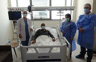 Ağabeyinden nakledilen ilikle hayata tutundu