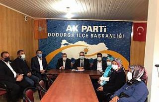 Ahlatcı parti teşkilatları ile bir araya geldi