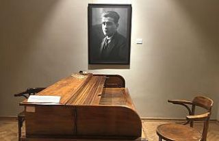 Ahmet Hamdi Tanpınar, doğumunun 120. yılında Beyoğlu’ndaki...