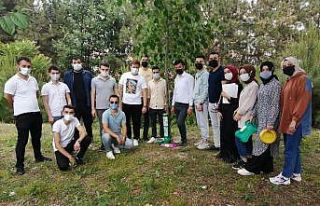 AK Parti Karabük İl Gençlik Kolları can dostlarını...