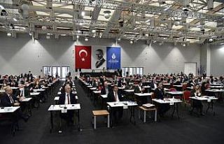 AK Parti sağlık çalışanlarına ücretsiz toplu...