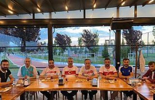 AK Partili Ceylan, gençlerle bir araya geldi