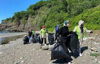 AK Partili gençlerden örnek davranış