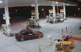 Akaryakıt istasyonunda önce yakıt aldı, sonra...