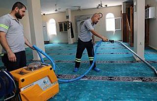 Akdeniz’de dezenfekte çalışmaları aralıksız...