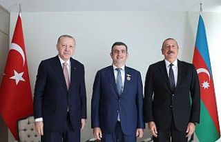 Aliyev’den Haluk Bayraktar’a Karabağ Nişanı