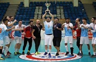 ALKÜ hentbol takımı 1’inci lige yükseldi
