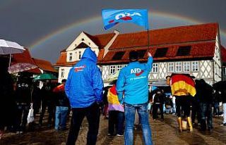 Almanya’da siyasi görüşe bağlı aşı araştırması