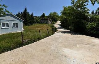 Altınordu’da beton yol çalışmaları sürüyor