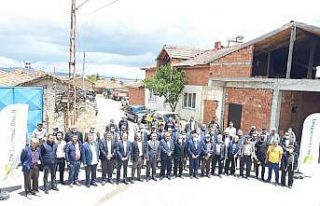 Altıntaş’ta tarımda yeni ürün yetiştirme çalışmaları