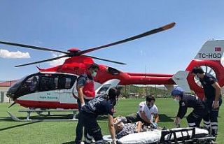 Ambulans helikopter hayat kurtarıyor