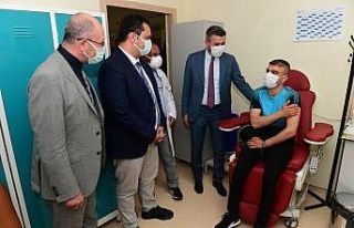Anadolu Üniversitesinde aşı kampanyası başladı