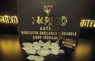 Antalya’da 2 kilo 160 gram kokain ele geçirildi