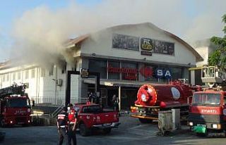 Antalya’da zincir markette çıkan yangın paniği