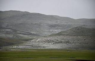 Ardahan beyaza büründü, herkes kar yağdı sandı