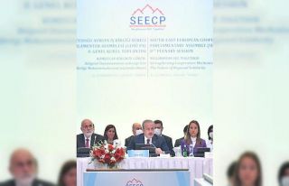 Arnavutluk Parlamentolar Arası Dostluk Grubu Başkanı...