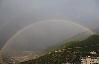 Artvin’de kartpostallık gökkuşağı manzarası