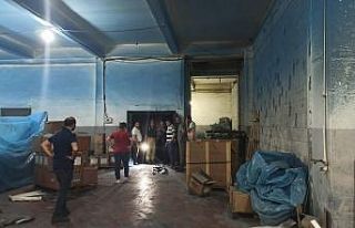 Asansör boşluğuna düşen işçi yaralı olarak...