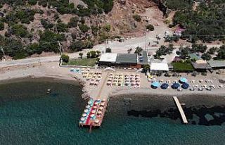 Assos’taki kaçak yapının ’Yapı Kayıt Belgesi’...