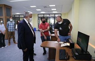 ASÜ’de engelsiz kütüphane teknolojik altyapısıyla...