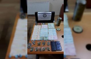 Ataşehir’de kuryenin motosikletinde uyuşturucu...