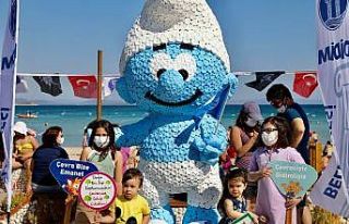 Atık pet şişeler sanat eserine dönüştü