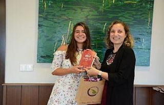 Ayşe Yüksel "Yarışmada yazdığım bir şarkım...