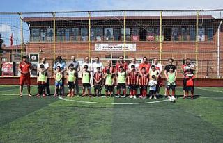 Babalar için özel maç