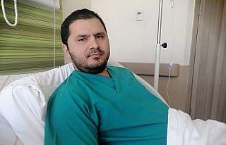 Bağımlılık yapan ilacı yazmayınca doktora saldırmış