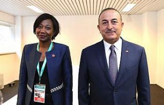 Bakan Çavuşoğlu, Orta Afrika Cumhuriyeti Dışişleri...