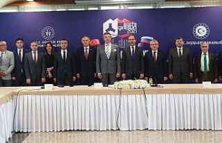 Bakan Kasapoğlu: “Yüzücülerimizin atacağı...