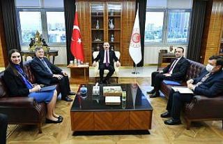 Bakan Muş, ABD Büyükelçisi Satterfield ile görüştü