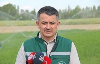 Bakan Pakdemirli son teknoloji akıllı sulama sistemini...