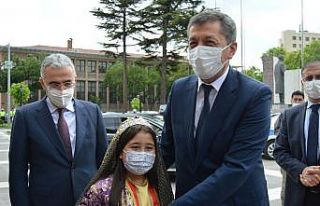 Bakan Selçuk Eskişehir’de