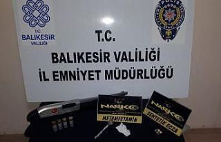 Balıkesir’de 15 uyuşturucu şüphelisine operasyon