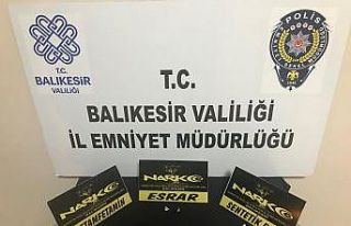 Balıkesir’de polisten 16 şüpheliye uyuşturucu...