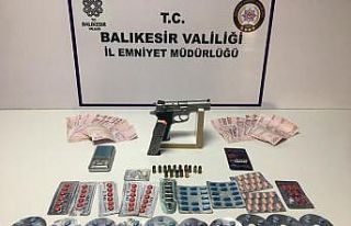 Balıkesir’de polisten 26 şahsa ’Huzur’ operasyonu