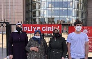 Barışmaya yanaşmayan eşini, kayınvalidesini ve...