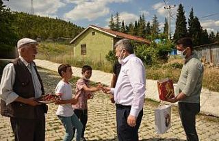 Başkan Akçadurak mahalle inceleme ziyaretlerini...