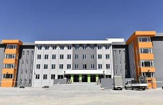 Başkan Bahar’dan gençlere ve velilere çağrı...