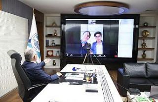 Başkan Büyükkılıç başarıya ödüllendirdi