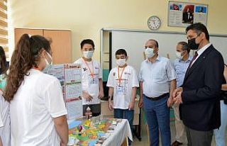 Başkan Serkan Acar, öğrencilerin proje heyecanına...